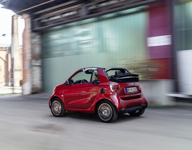 Die neue Generation: smart EQ fortwo cabrioThe new generation: smart EQ fortwo cabrio Autohaus Max Schultz Aktionen smart EQ fortwo cabrio